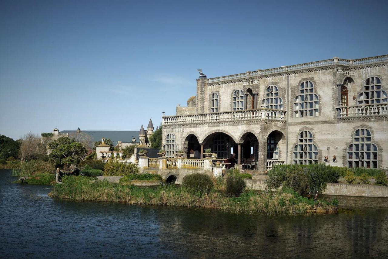 Bygracealone Manor Hotel Outeniekwa Kültér fotó