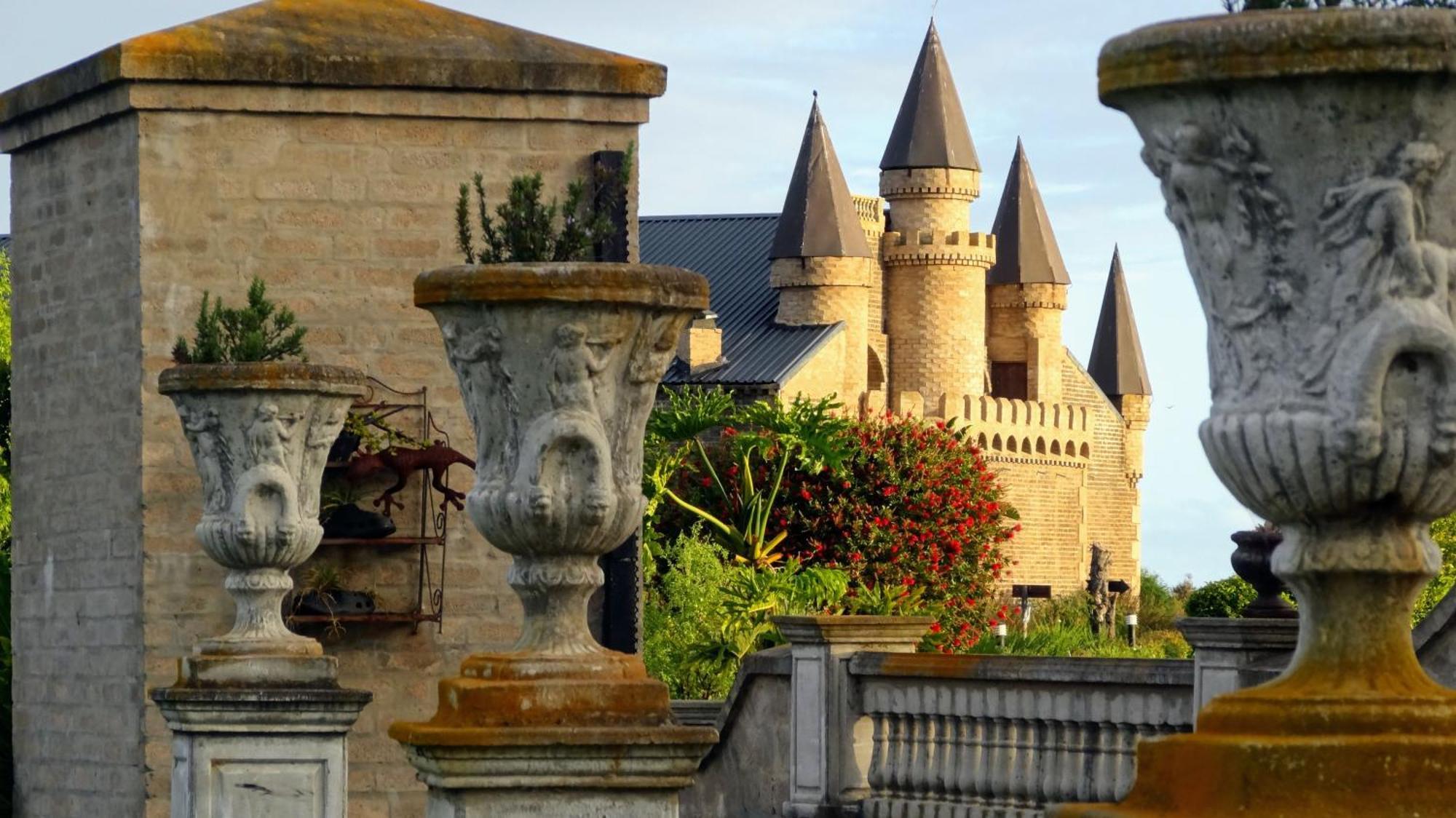 Bygracealone Manor Hotel Outeniekwa Kültér fotó